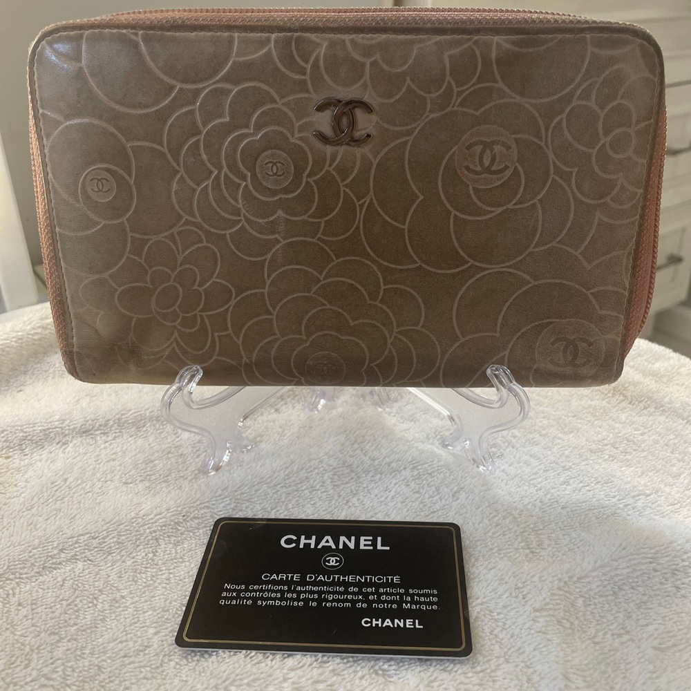 Chanel Authentic wallet 16 credit card slots, zippered coin section,cash areas